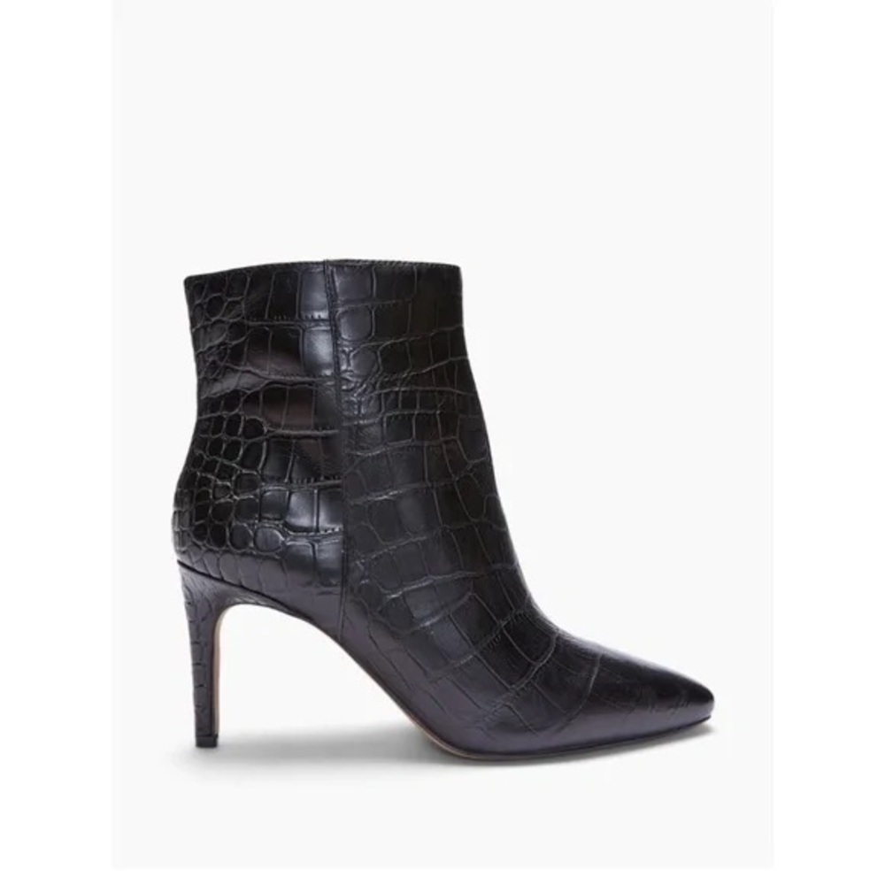 Vince Camuto Allost Black Croc-Embossed Ankle Heels Booties, NIB 8.5